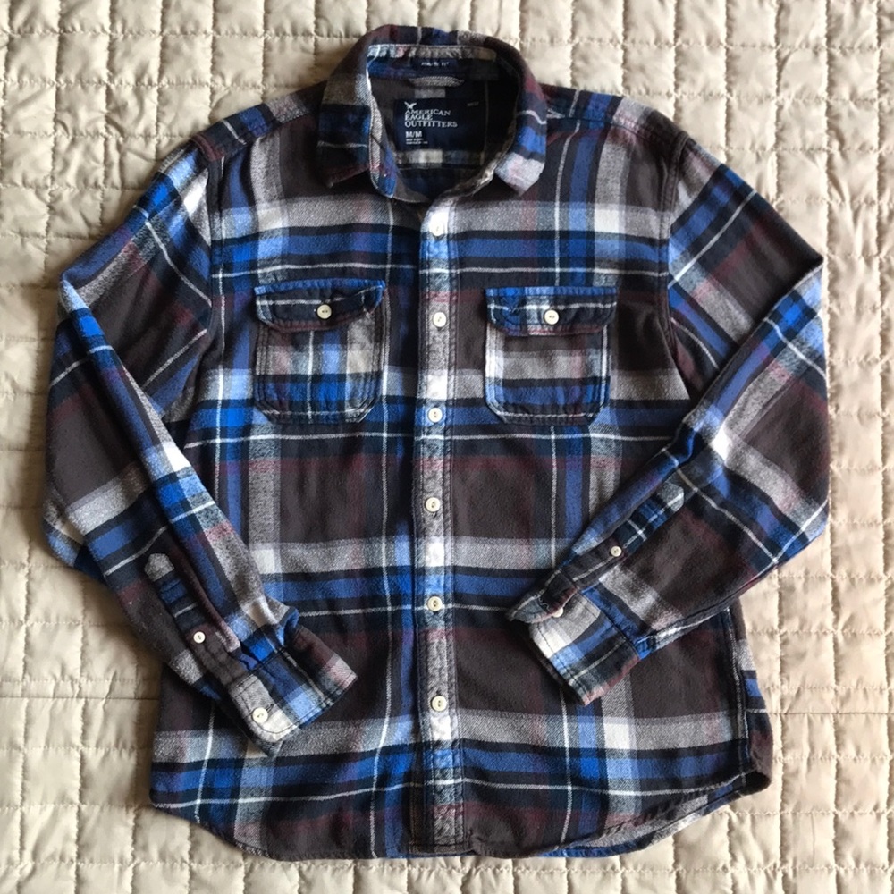 American Eagle Casual Flannel Button Down